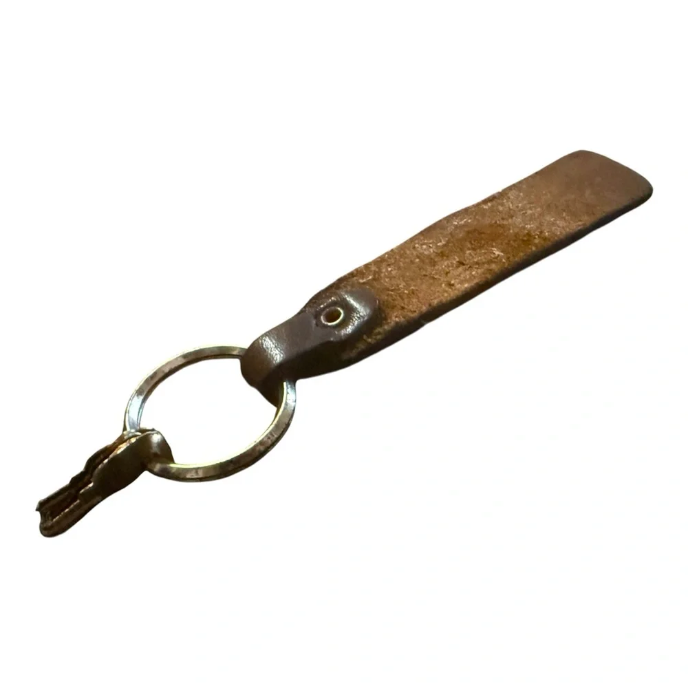 Vintage Leather Name Keychain “Leo”‎ with a Lion & 5 Old Keys Leo Gift Unisex
